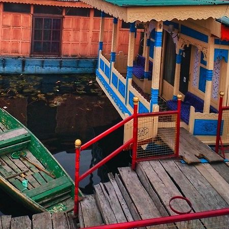 Hotel Lala Rukh Group Of Houseboats Srīnagar Exterior foto