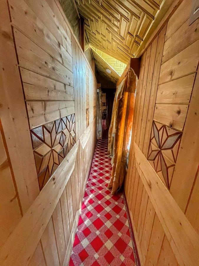 Hotel Lala Rukh Group Of Houseboats Srīnagar Exterior foto