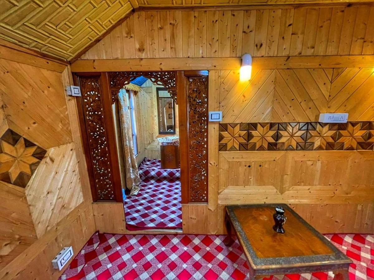 Hotel Lala Rukh Group Of Houseboats Srīnagar Exterior foto