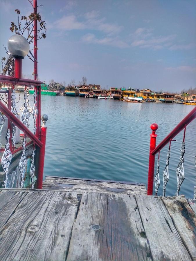 Hotel Lala Rukh Group Of Houseboats Srīnagar Exterior foto